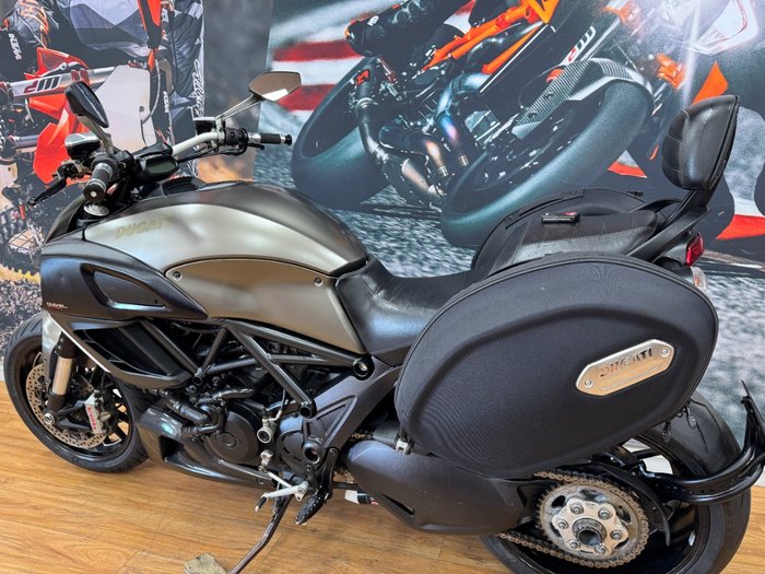 2013 DUCATI DIAVEL STRADA GREY