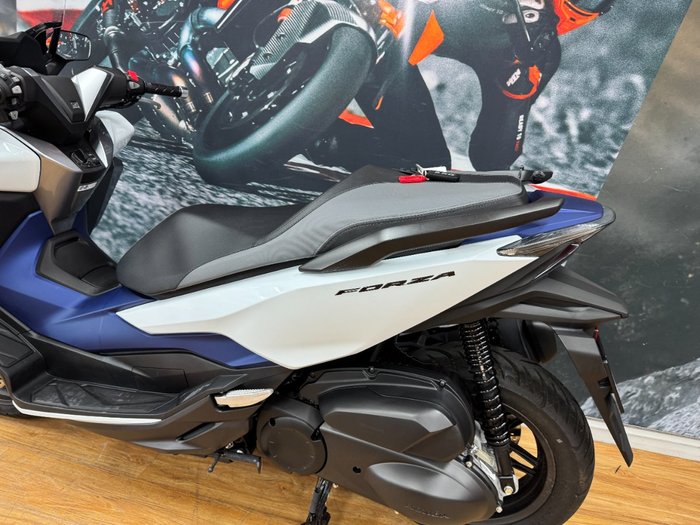 2020 Honda NSS300 FORZA WHITE