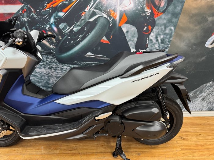 2020 Honda NSS300 FORZA WHITE