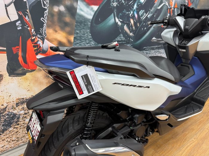 2020 Honda NSS300 FORZA WHITE