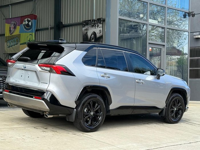 2023 Toyota RAV4 XSE AXAH52R Silver Sky