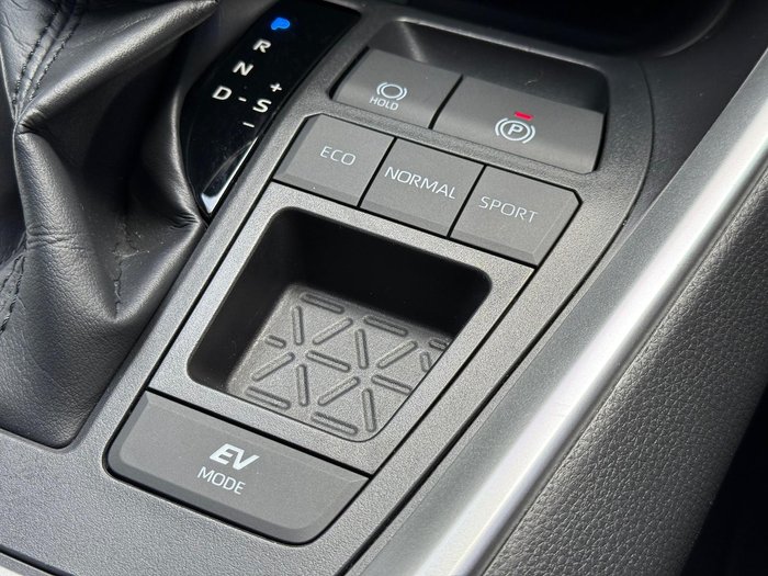 2023 Toyota RAV4 XSE AXAH52R Silver Sky