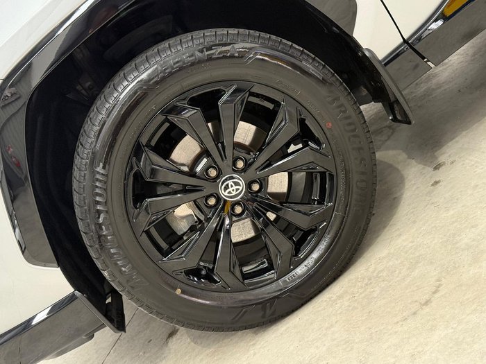 2023 Toyota RAV4 XSE AXAH52R Silver Sky