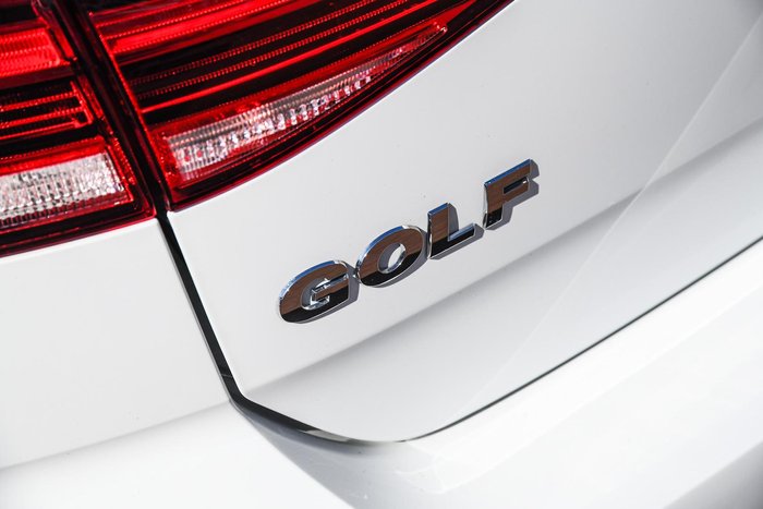 2019 Volkswagen Golf 110TSI Highline 7.5 MY19.5 Pure White