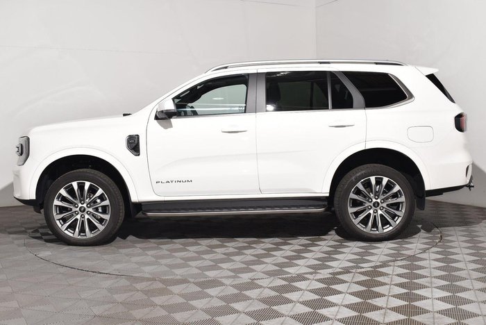 2025 Ford Everest Platinum