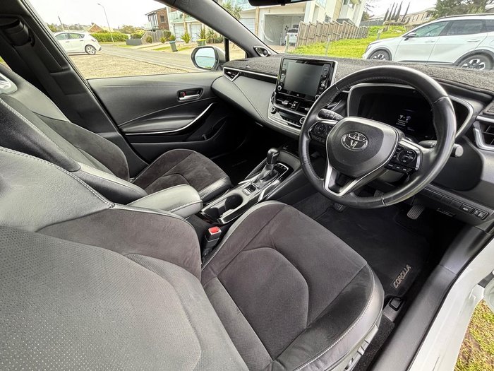 2020 Toyota Corolla ZR Hybrid