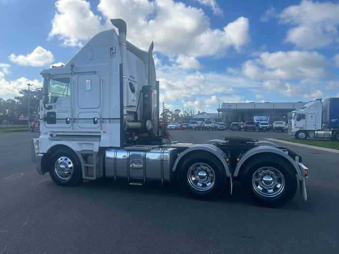 2023 Kenworth K200