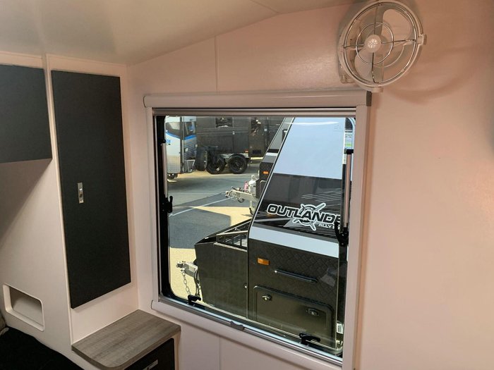 2025 Essential Caravans Ranger F1-5 20'6