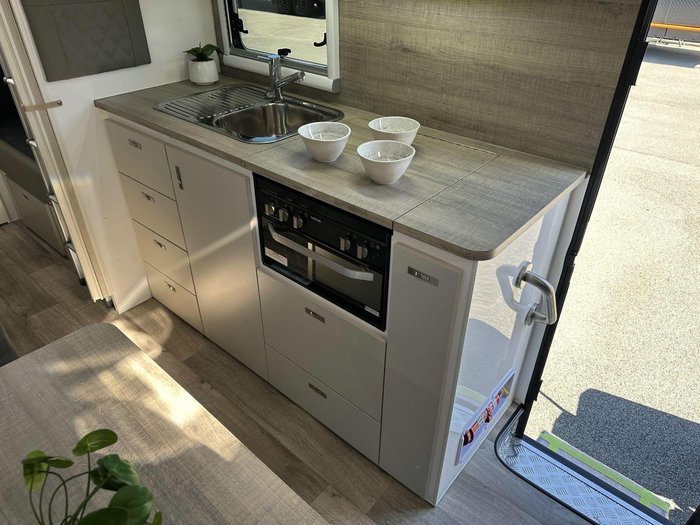 2025 Essential Caravans Ranger F1-5 20'6 2 Bunk