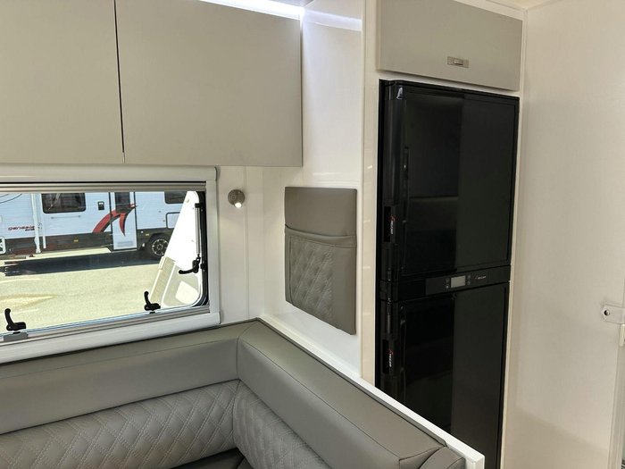 2025 Essential Caravans Ranger F1-5 20'6 2 Bunk