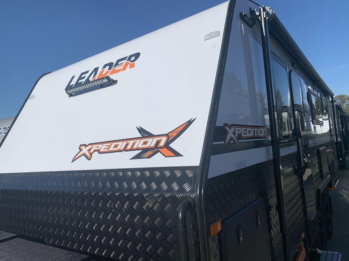 2025 Leader Caravans 2110_C_K1e15b_T Xpedition 21'6 3 Bunk