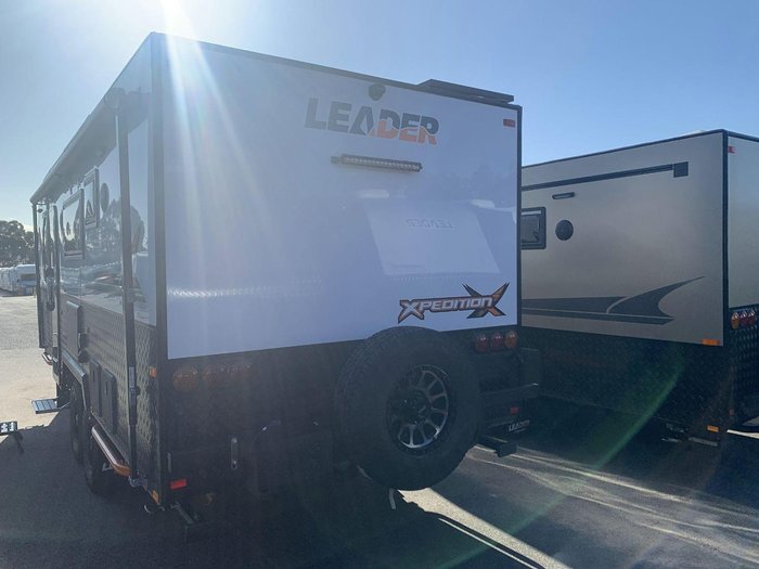 2025 Leader Caravans 2110_C_K1e15b_T Xpedition 21'6 3 Bunk