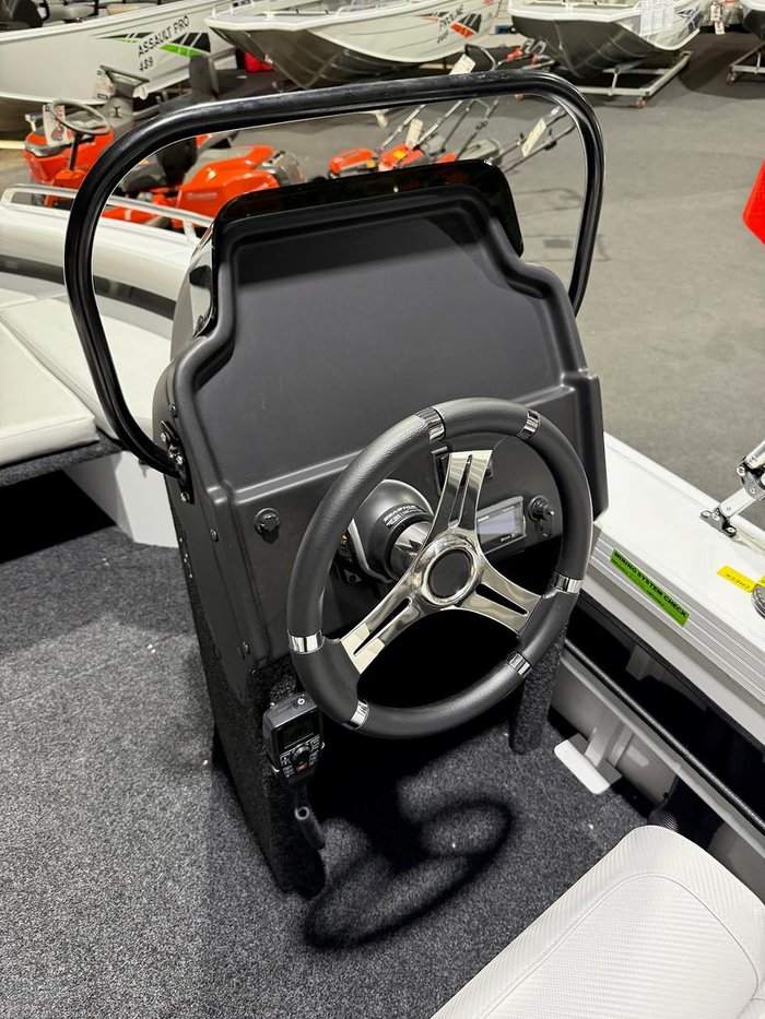 2025 Stacer 449 Crossfire SC SE