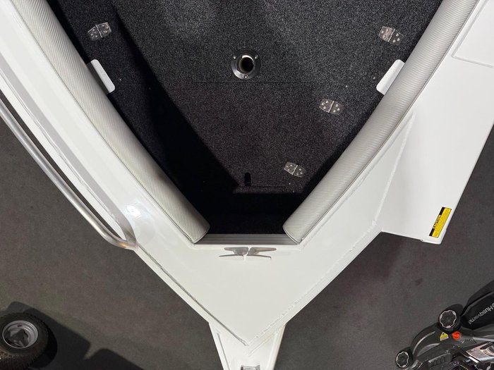 2025 Stacer 449 Crossfire SC SE