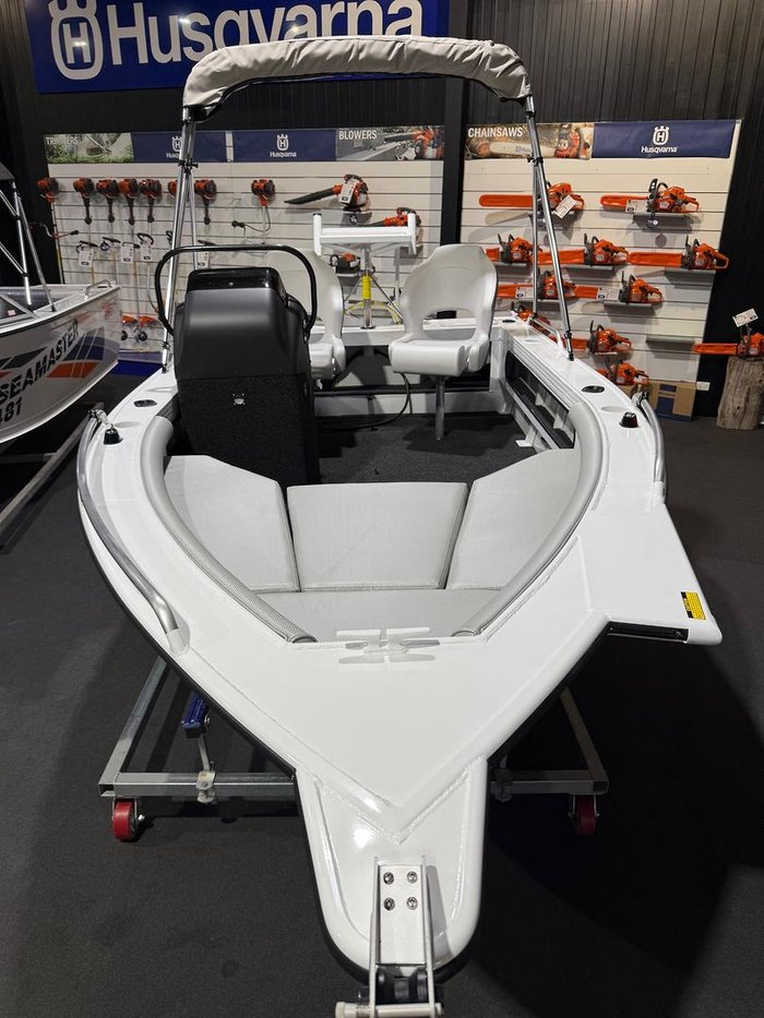 2025 Stacer 449 Crossfire SC SE