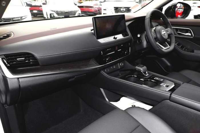 2025 Nissan X-TRAIL N-TREK