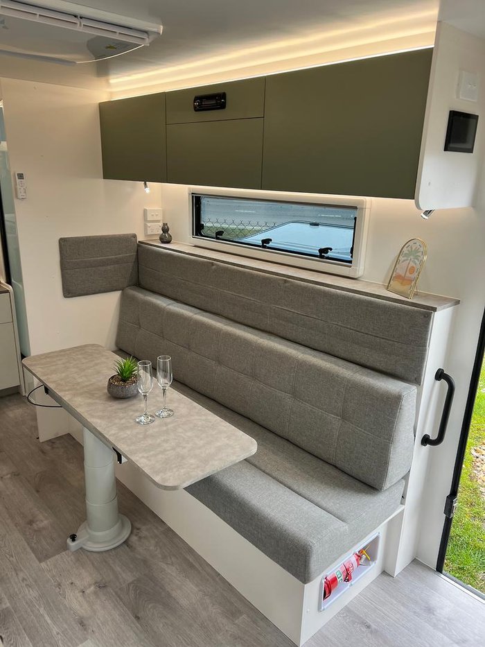 2025 Traveller Cruise 17'