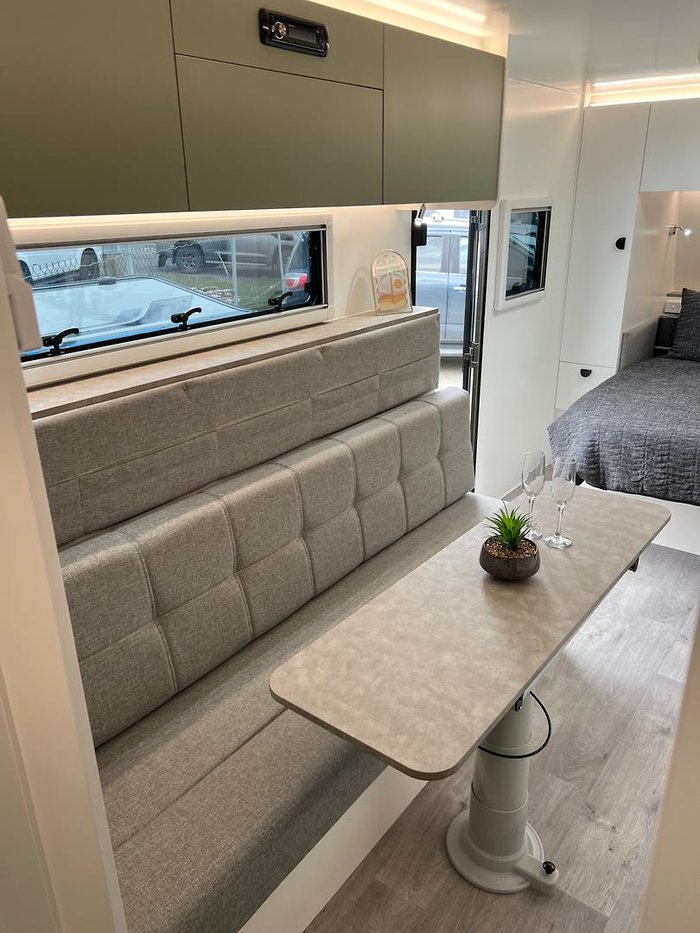 2025 Traveller Cruise 17'