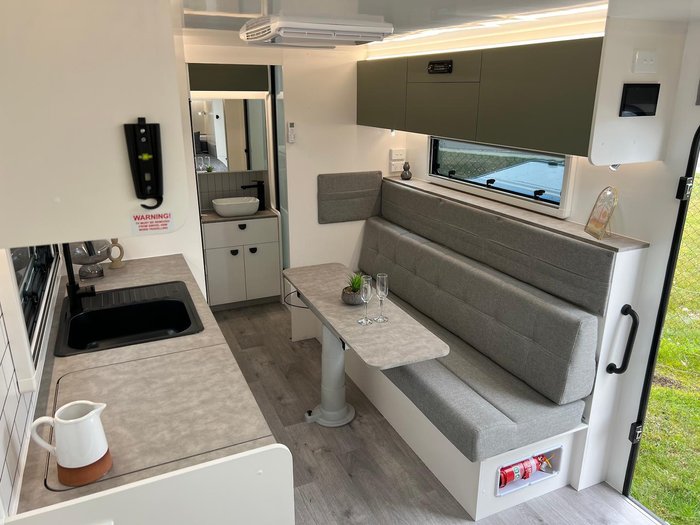 2025 Traveller Cruise 17'