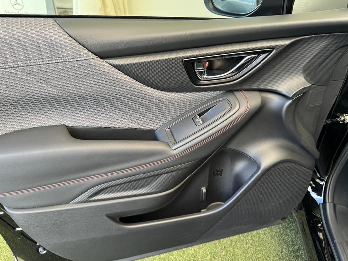 2024 Subaru Forester 2.5i Sport