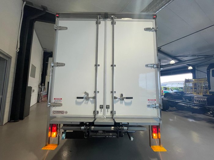 2025 Fuso 515 Canter 515 White