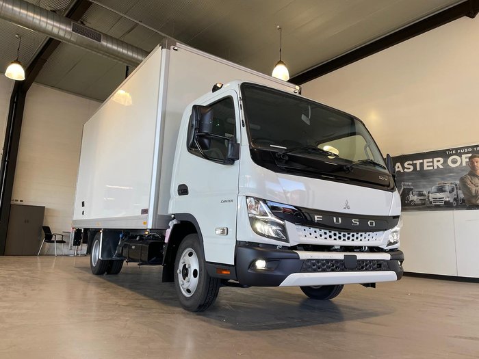 2026 Fuso Canter 515 White