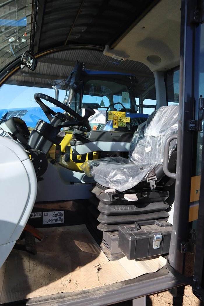 2024 New Holland Th7.42 Elite