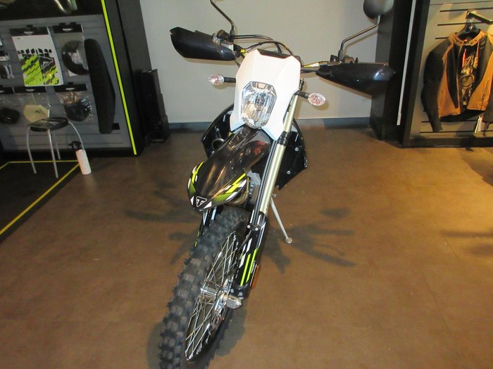 2025 Triumph TF 450-E Off Road Black