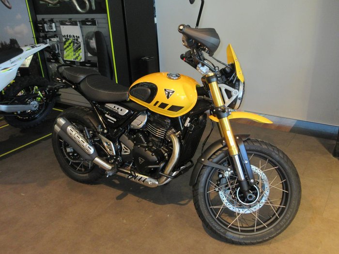 2025 Triumph Scrambler 400 XC Scrambler Yellow