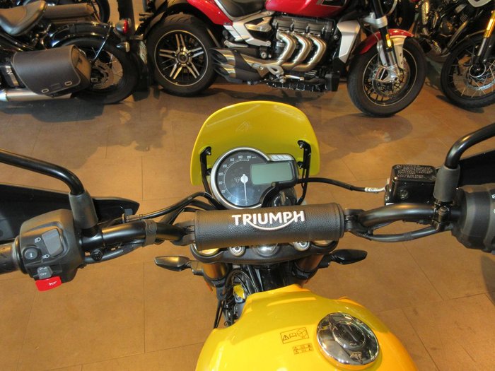 2025 Triumph Scrambler 400 XC Scrambler Yellow