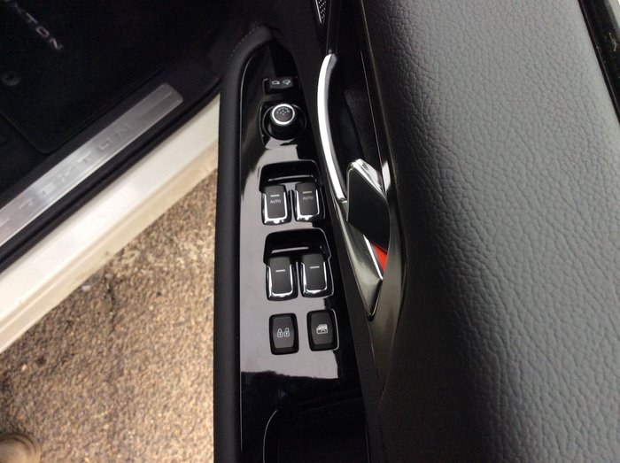 2025 KGM Rexton Advance