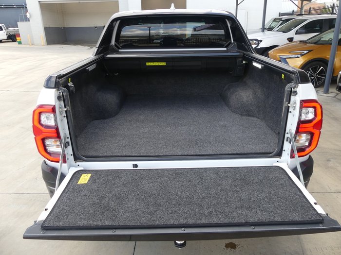 2023 Toyota Hilux
