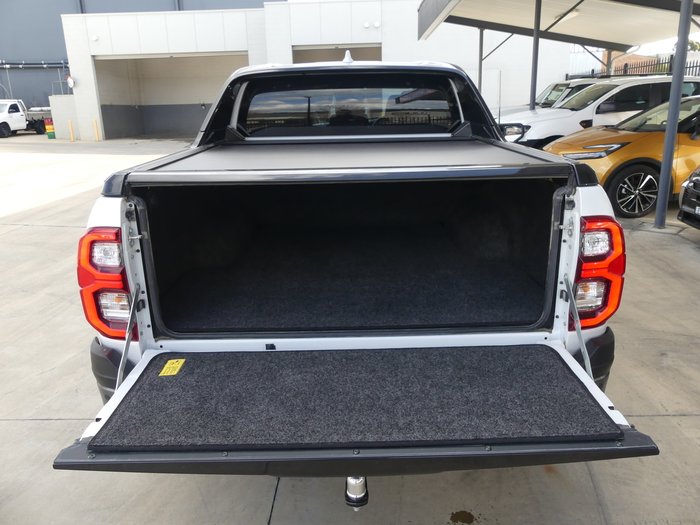 2023 Toyota Hilux