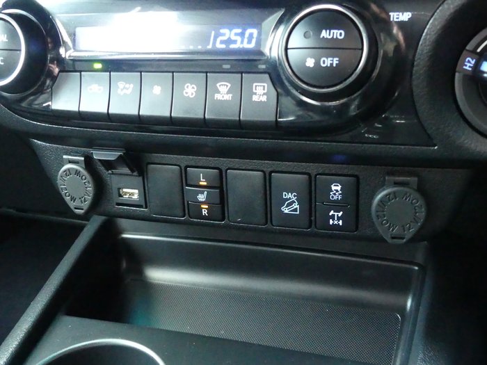 2023 Toyota Hilux