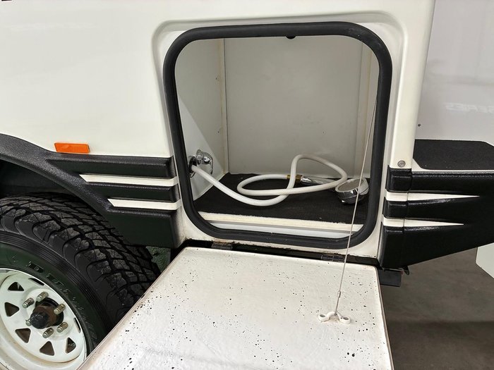 2011 Ultimate Elite Silver Off Road