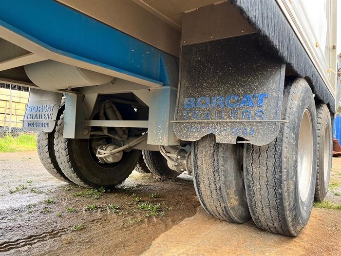 2015 Mack Granite Tipper With Borcat Trailer