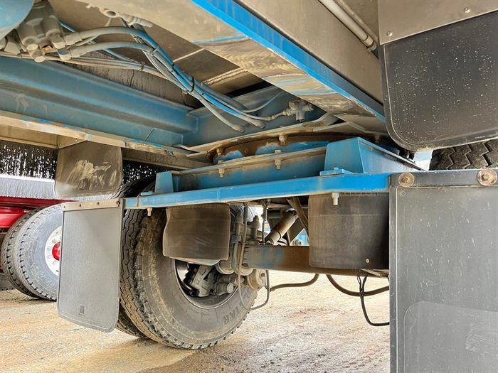 2015 Mack Granite Tipper With Borcat Trailer