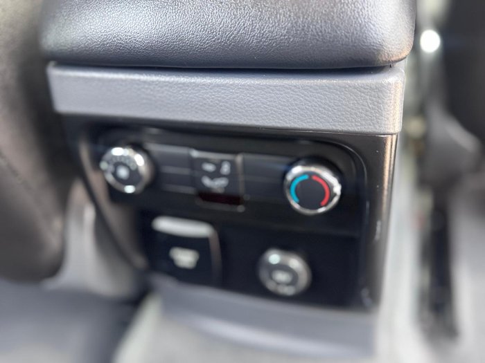 2016 Ford Everest Ambiente UA 4X4 Dual Range Black Mica