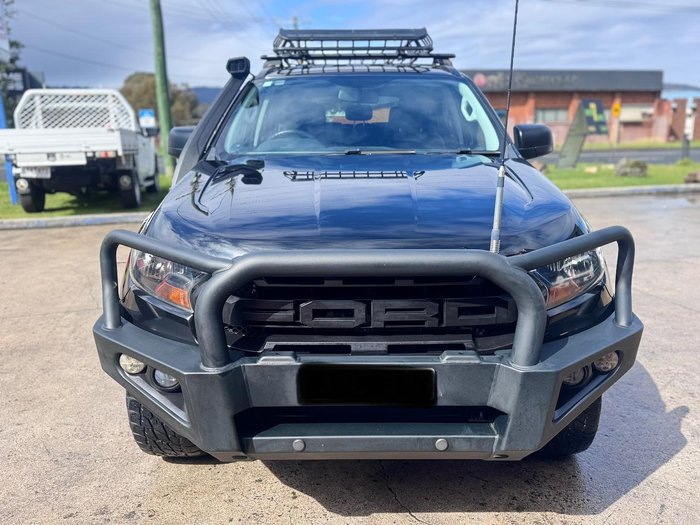 2016 Ford Everest Ambiente UA 4X4 Dual Range Black Mica