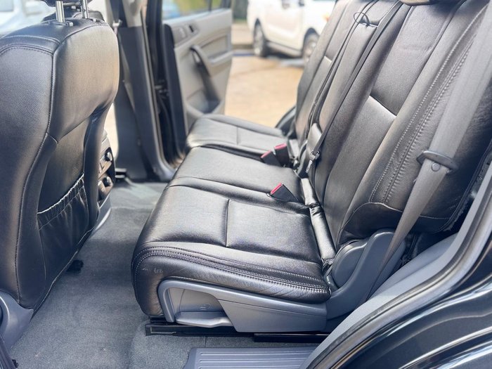 2016 Ford Everest Ambiente UA 4X4 Dual Range Black Mica