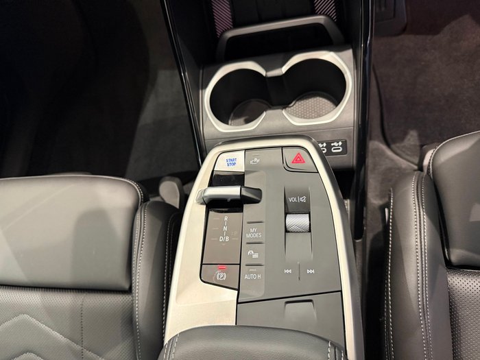 2023 BMW iX1 eDrive20 xLine