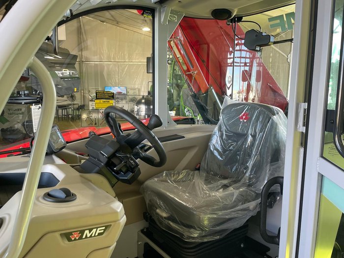 2026 MF Th 7038 Telehandler