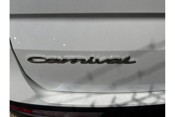 2020 Kia Carnival S