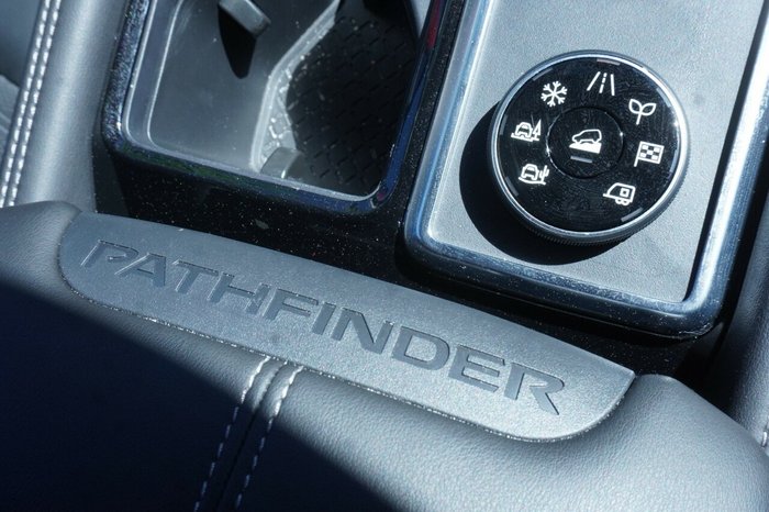 2023 Nissan Pathfinder Ti-L
