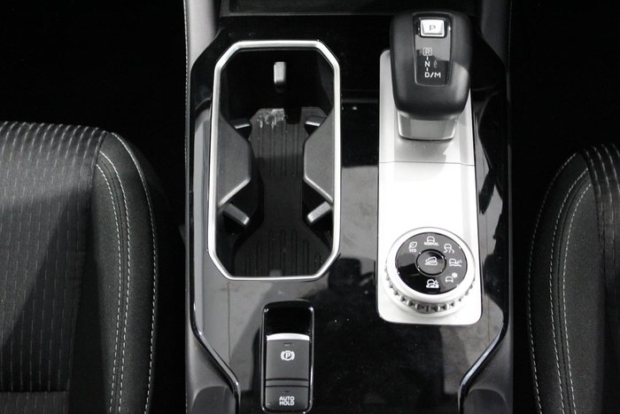 2025 Mitsubishi Outlander LS