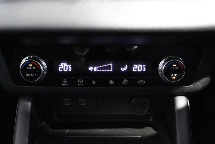2025 Mitsubishi Outlander LS