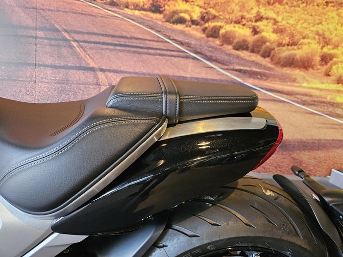 2022 Triumph Rocket 3 R Rocket Black