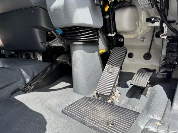 2015 Fuso Fighter 1427 WHITE