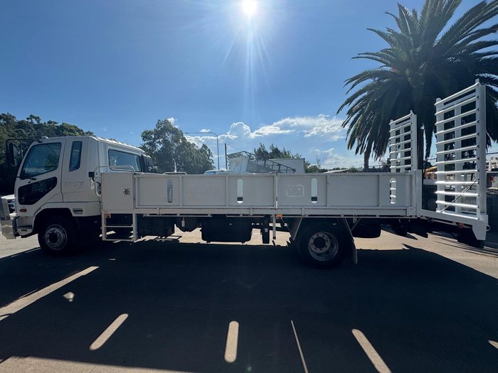 2015 Fuso Fighter 1424 WHITE