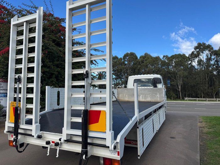 2015 Fuso Fighter 1424 WHITE
